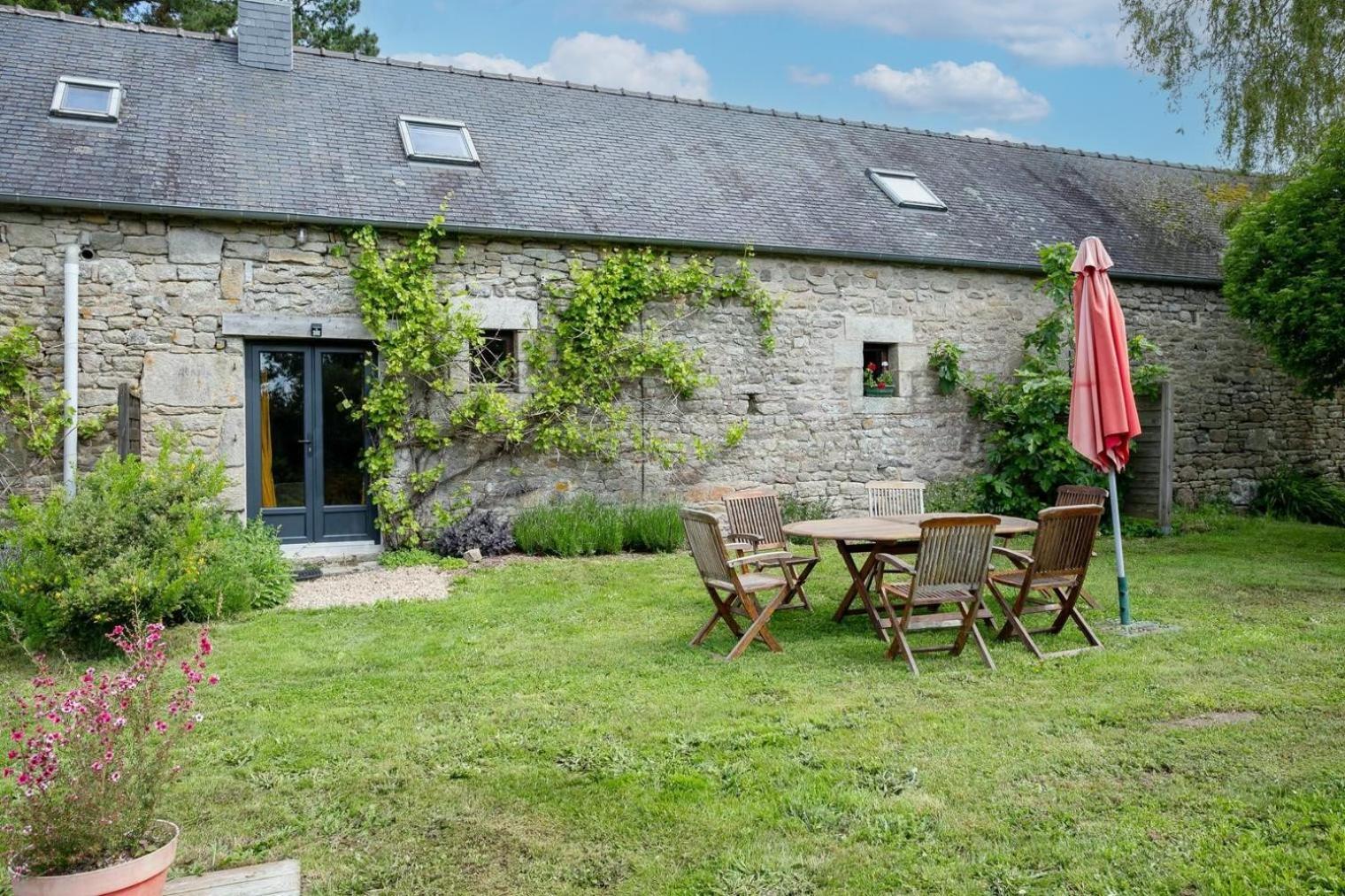Domaine De La Blanche Hermine Plounerin Exterior foto